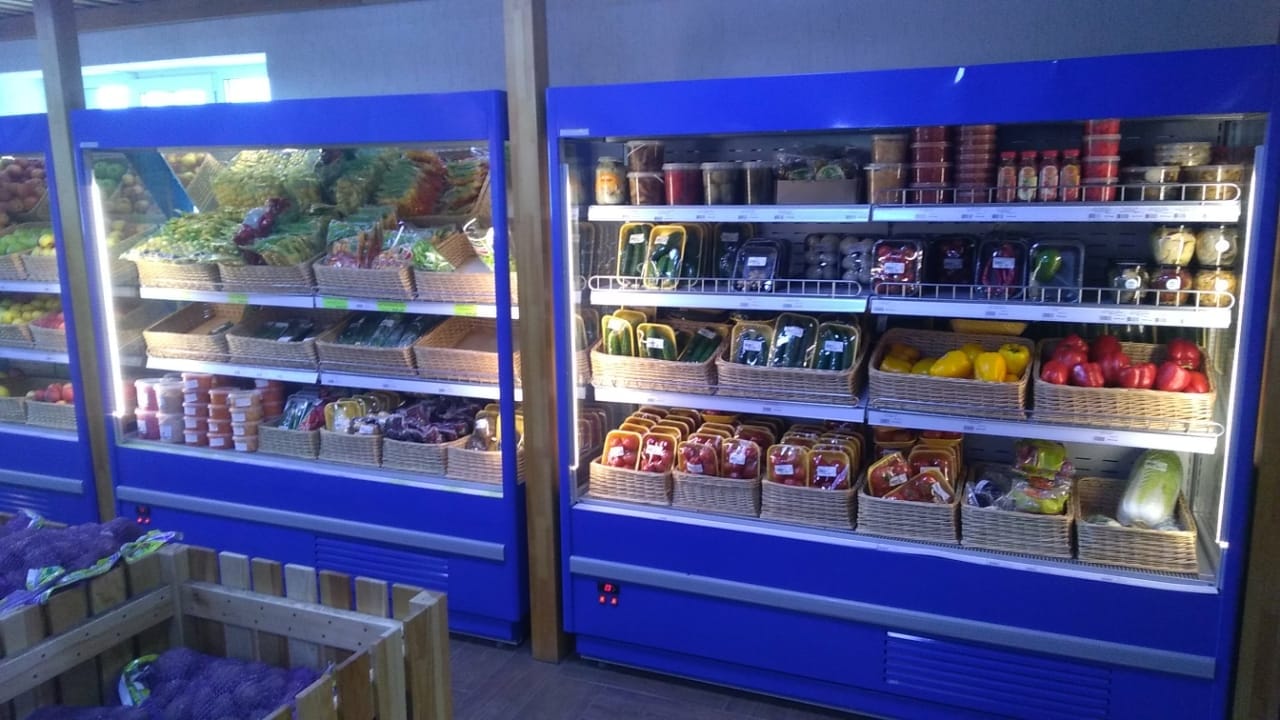 Холодильная горка CARBOMA CUBE LIGHT FC20‑07 VM 2,5‑1 X0 